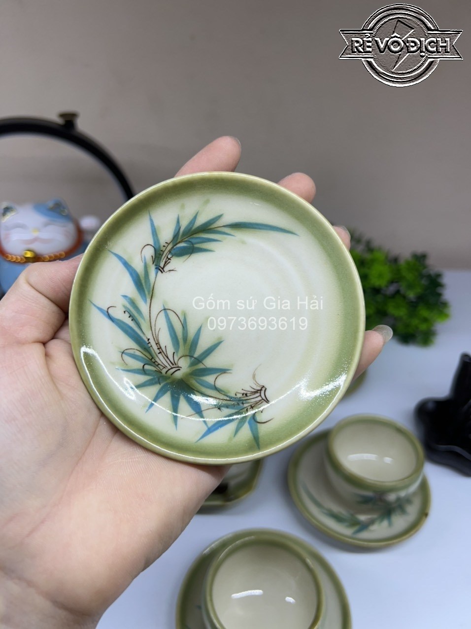 Ấm chén trà con trâu Bát Tràng