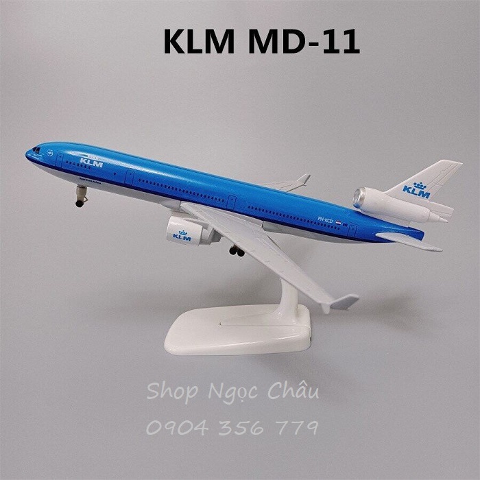 Mô hình máy bay klm md-11 20cm có bánh xe