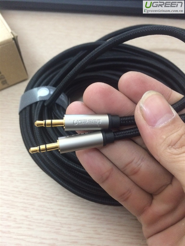 Cáp Audio AUX 3,5mm dài 0,5m  Ugreen 40778 bọc vải cao cấp