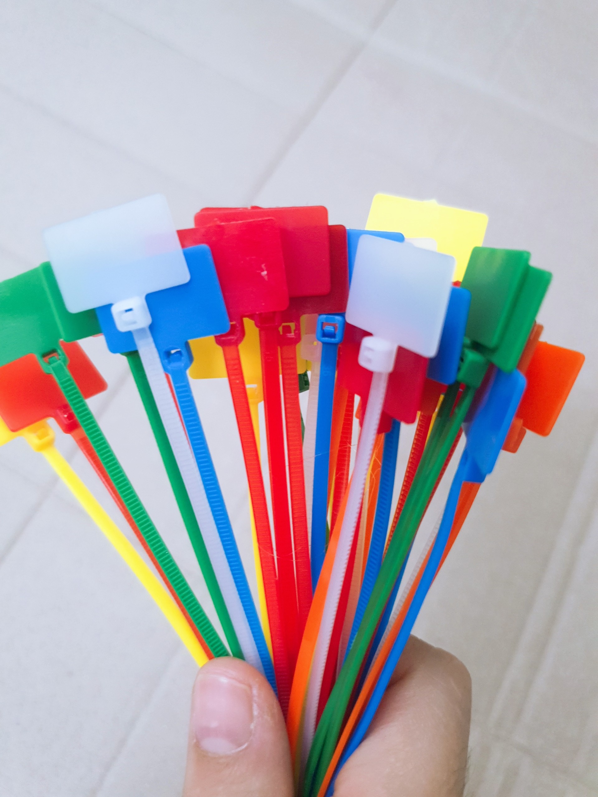 100 Dây Rút Nhựa 100mm Dùng Để Đánh Dấu