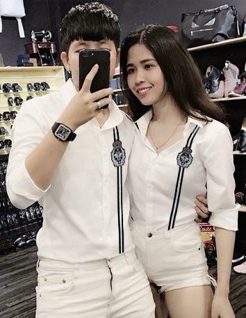 Aó Sơmi Nam Nữ Phối Sọc Dọc Phong Cách Lịch Lãm B77