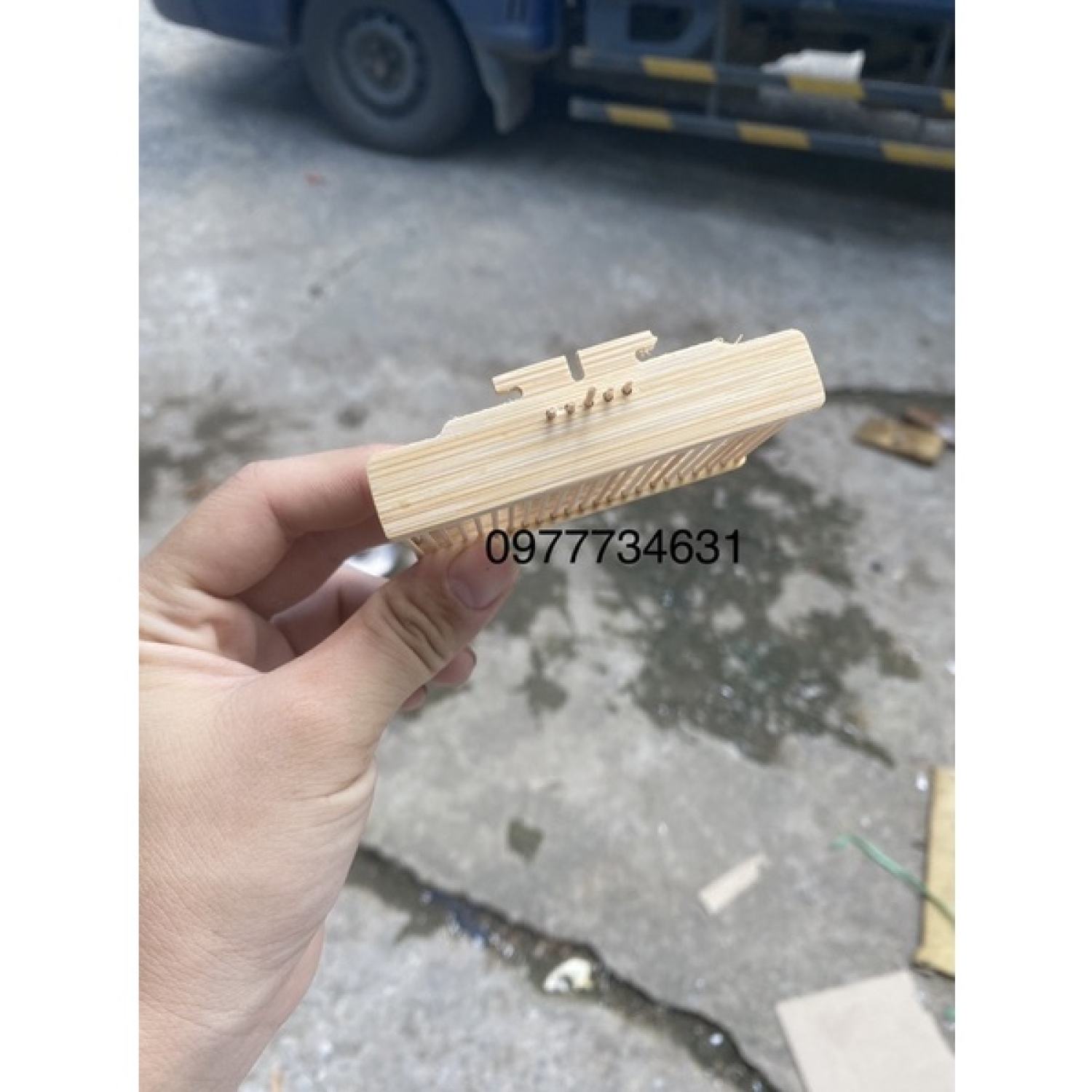 Rọ Dế Tre Đôi dành cho lồng chim chào mào