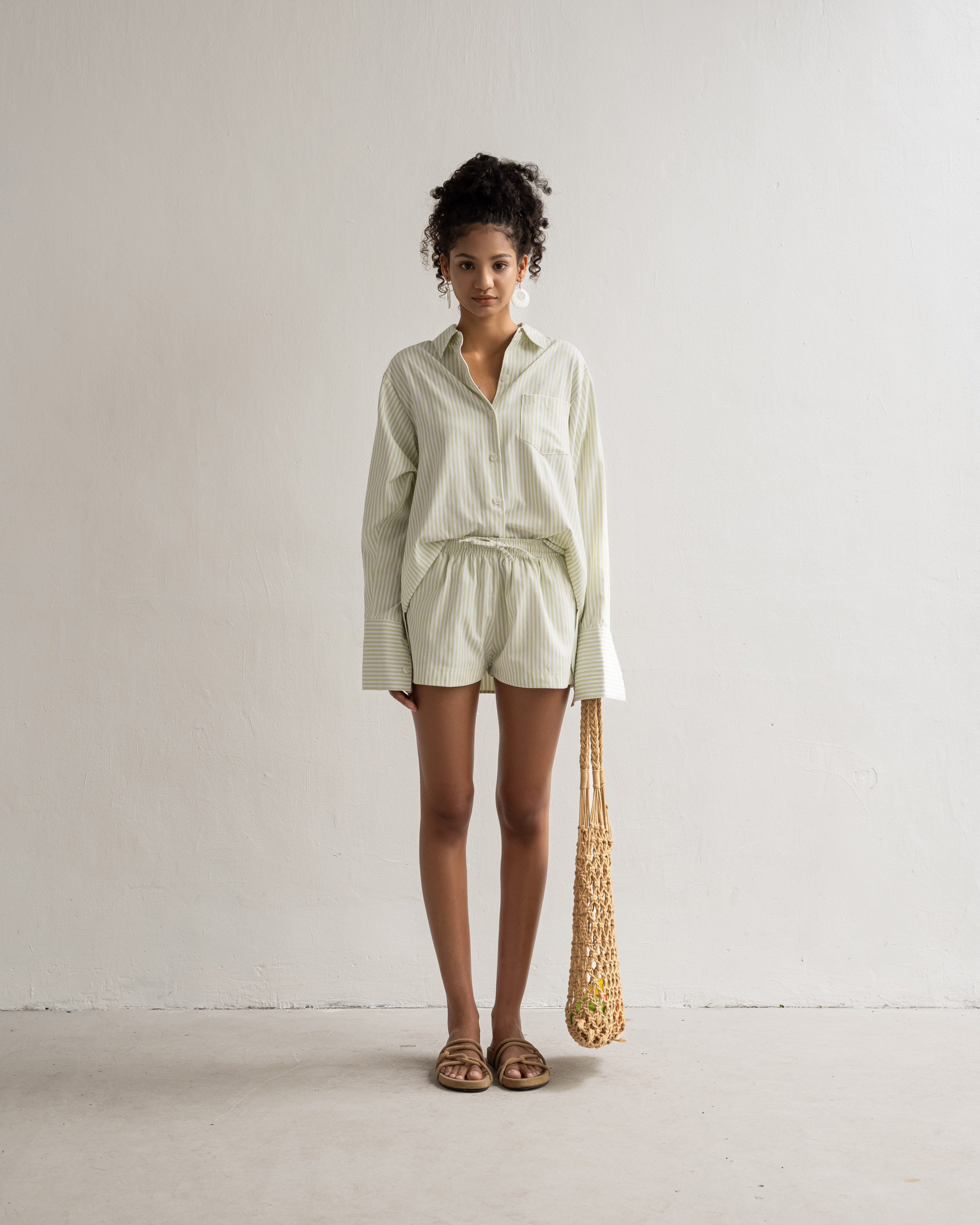 Set sơ mi nữ dáng oversized kẻ sọc Chemise Sọc - oula studios