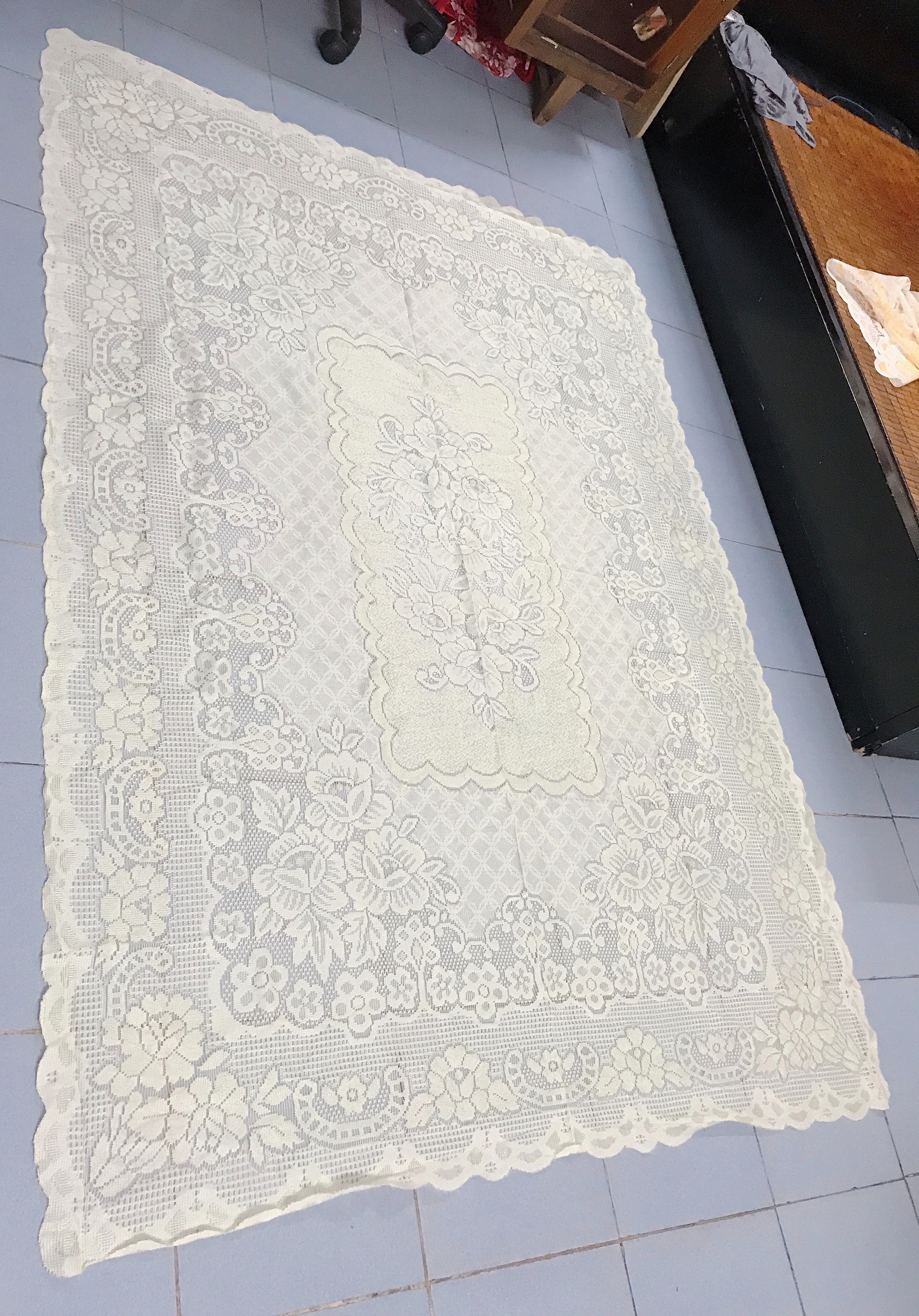 [SIÊU RẺ] Khăn trải bàn Ren Hoa 140x200cm - HÀNG ĐẸP