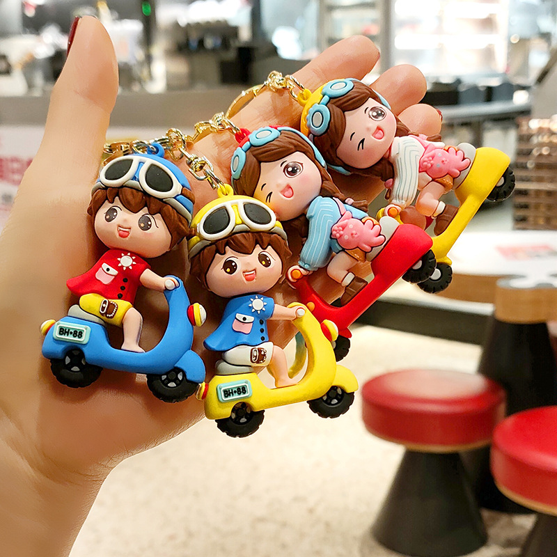 Móc Khóa Cặp Đôi Lái Xe Dây Treo Key Chain Đeo Balo
