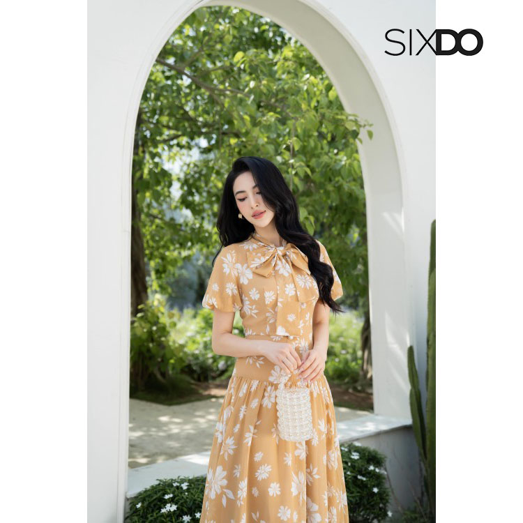 Đầm voan hoa nơ cổ  chiết eo SIXDO (Yellowish-brown Floral Bowtie Midi Voile Dress)