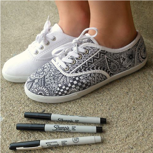 Bút lông dầu ngòi kim Sharpie Ultra Fine 0.5mm