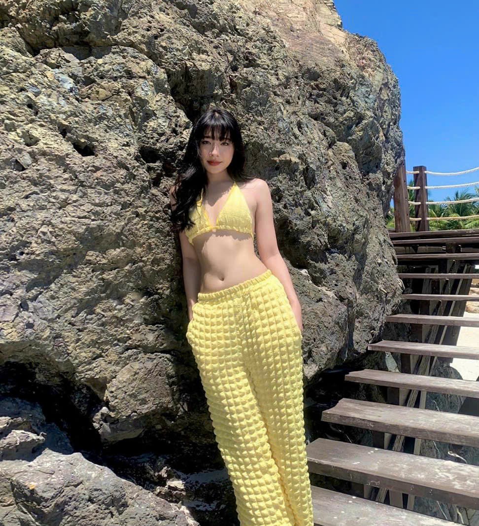 Set bikini 3 món,quần dài