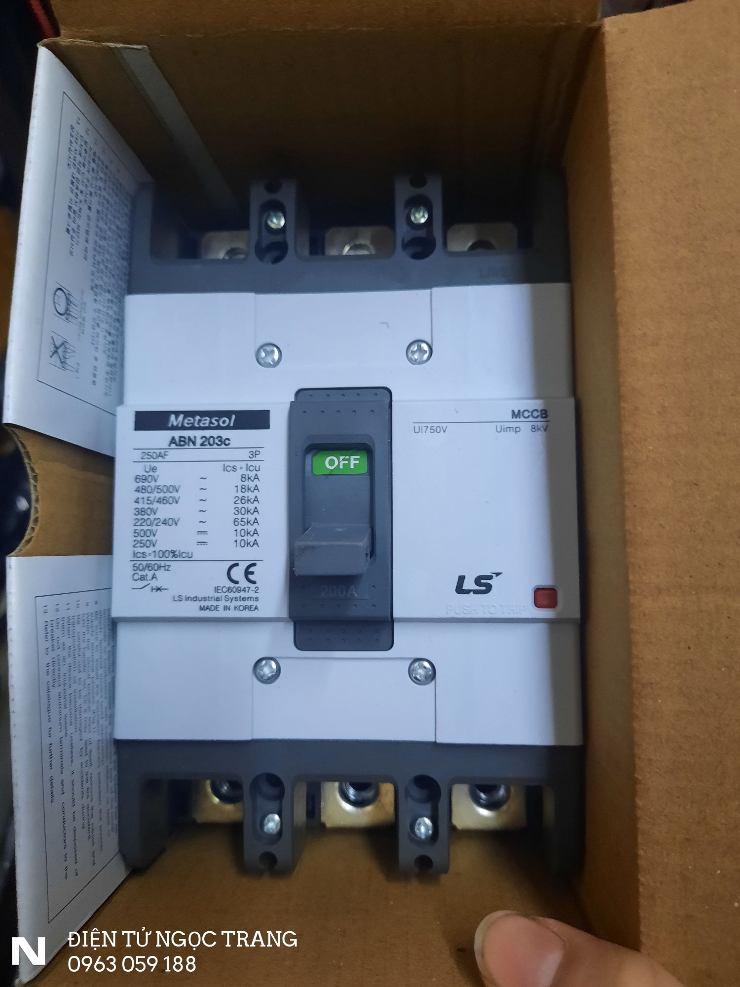 Aptomat khối 3 pha 200a