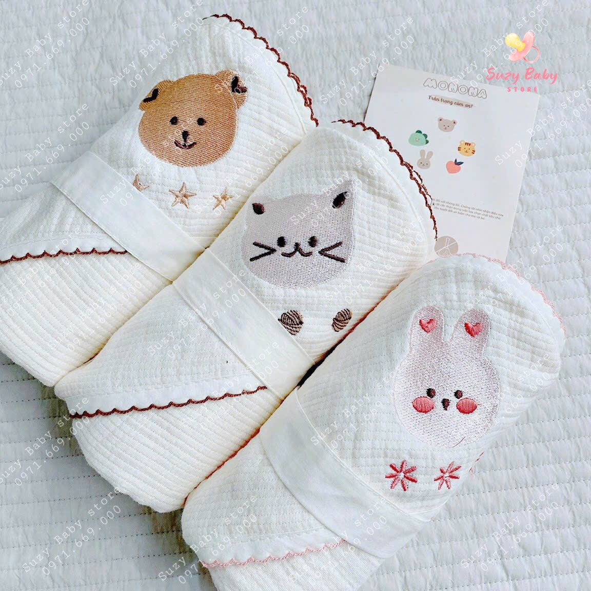 Ủ CHOÀNG ĐÓN BÉ MONONA,