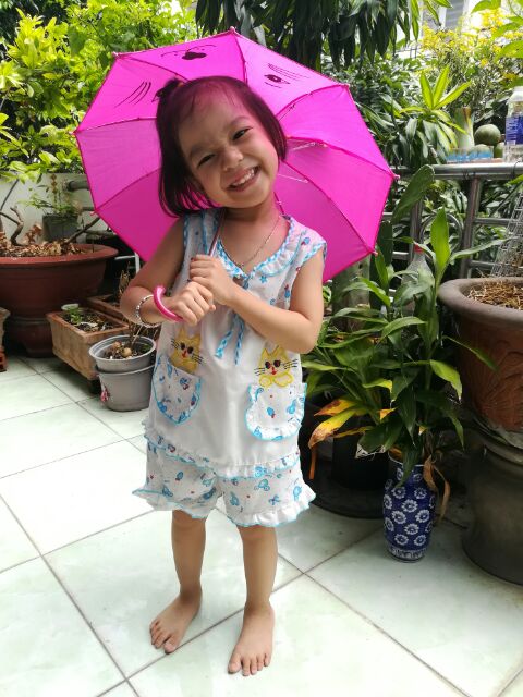 [HCM] Ô dù tai thỏ cho bé trai và gái.