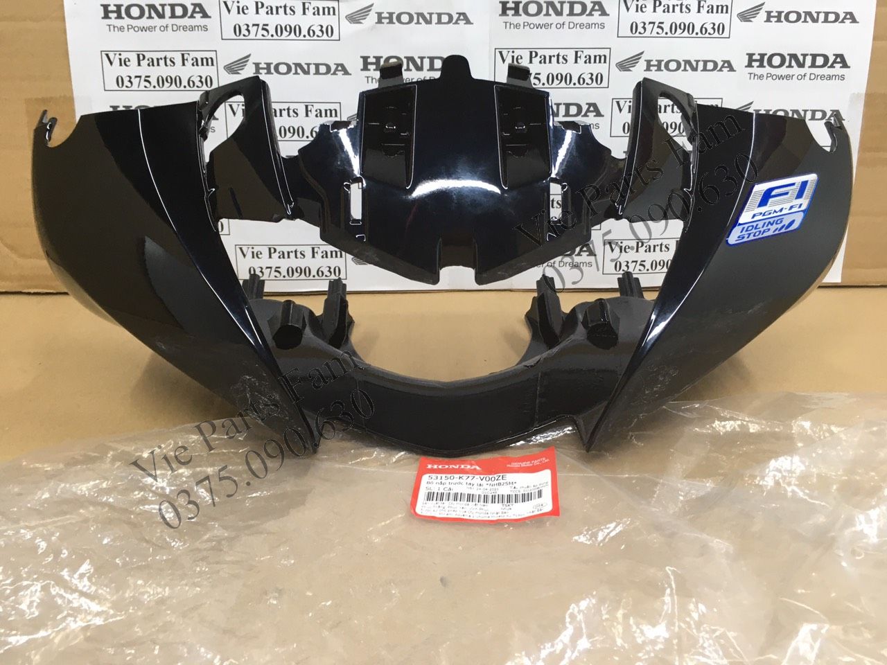 Nắp trước tay lái/ ốp đầu trước sh 2017-2019 màu đen bóng, chính hiệu honda motor vn