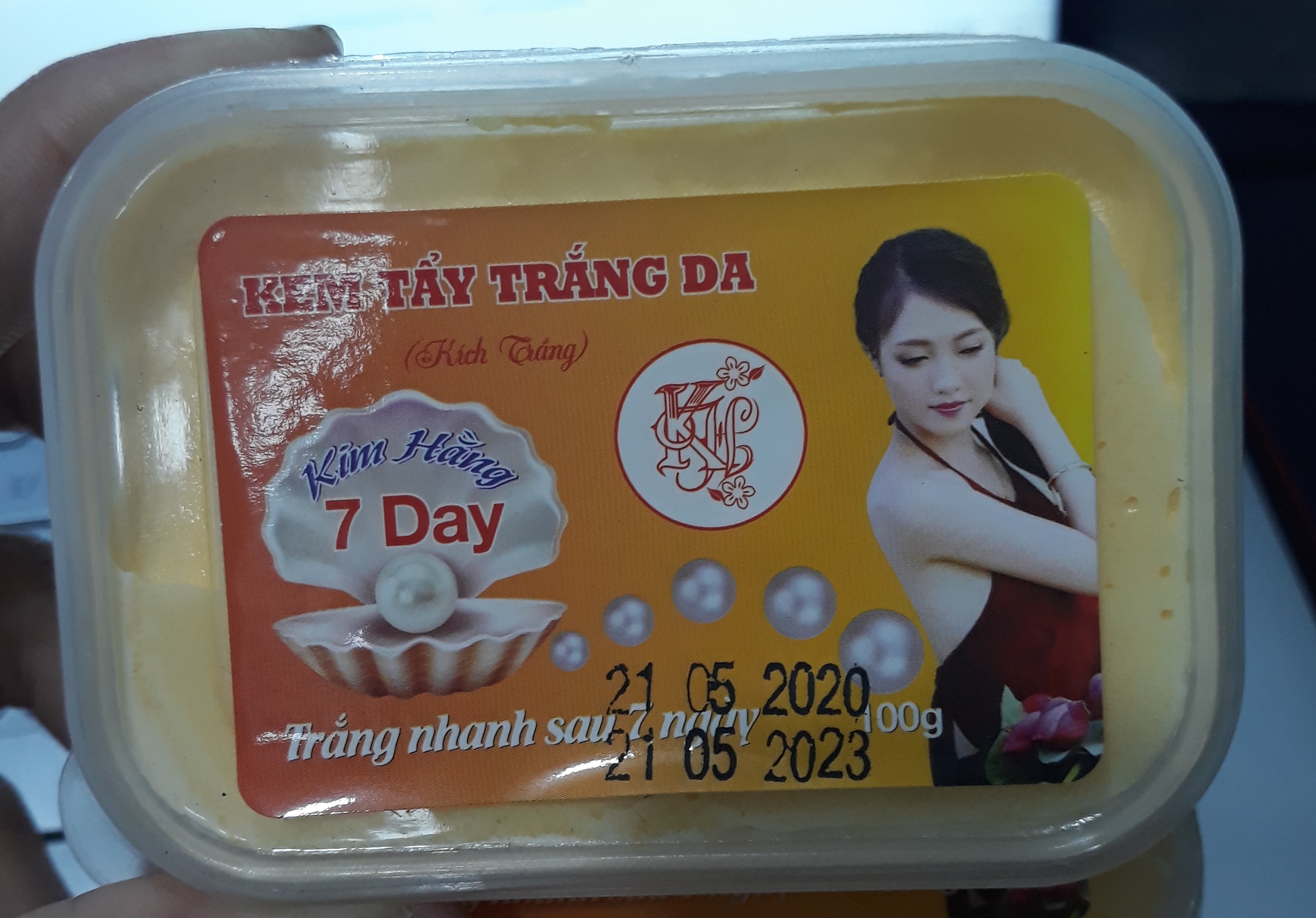 kem trắng da 7 day