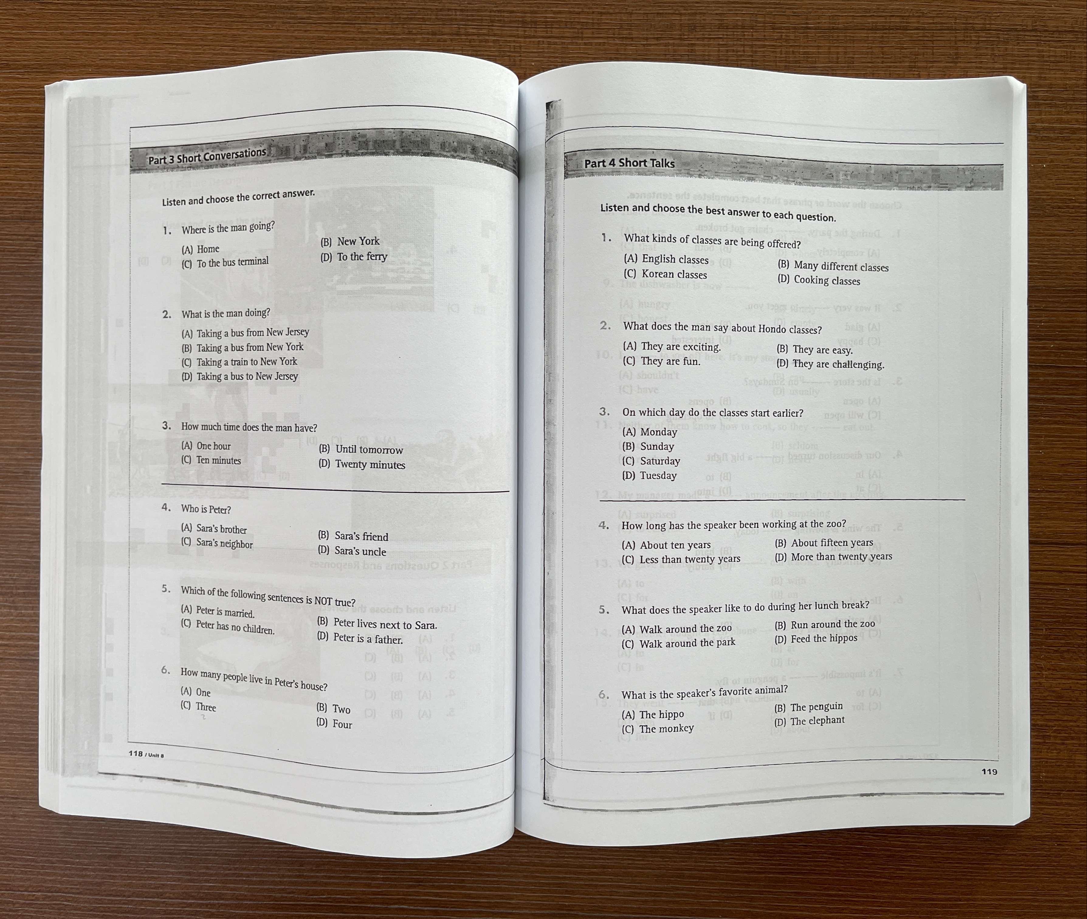 Sách Very Easy TOEIC, file nghe được gửi qua mail