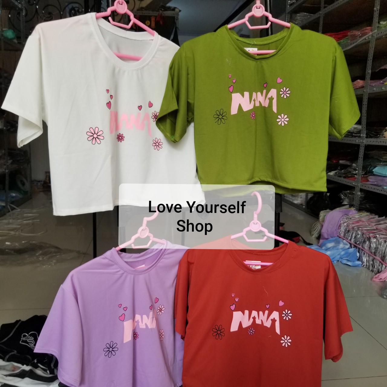 [HCM][Có ảnh thật] Áo croptop in hình NANA 4 màu