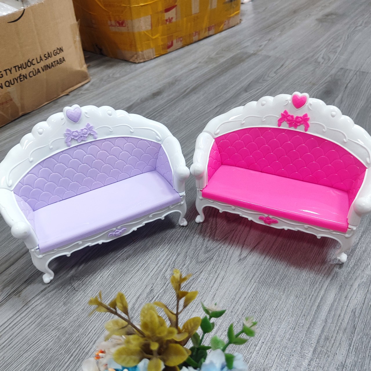 Ghế sofa cổ điển đồ chơi nội thất nhà búp bê