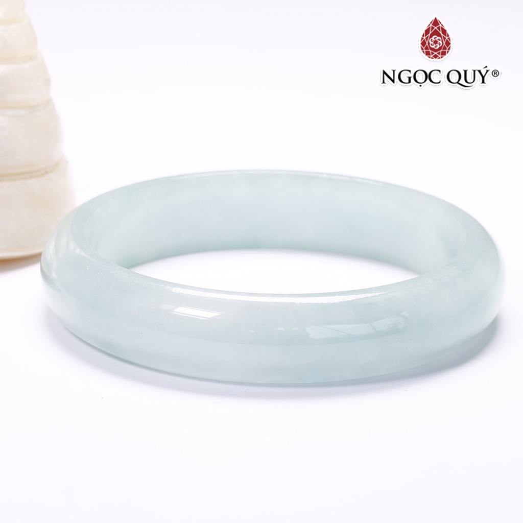 Vòng tay liền khối ct phỉ thúy - ngọc quý