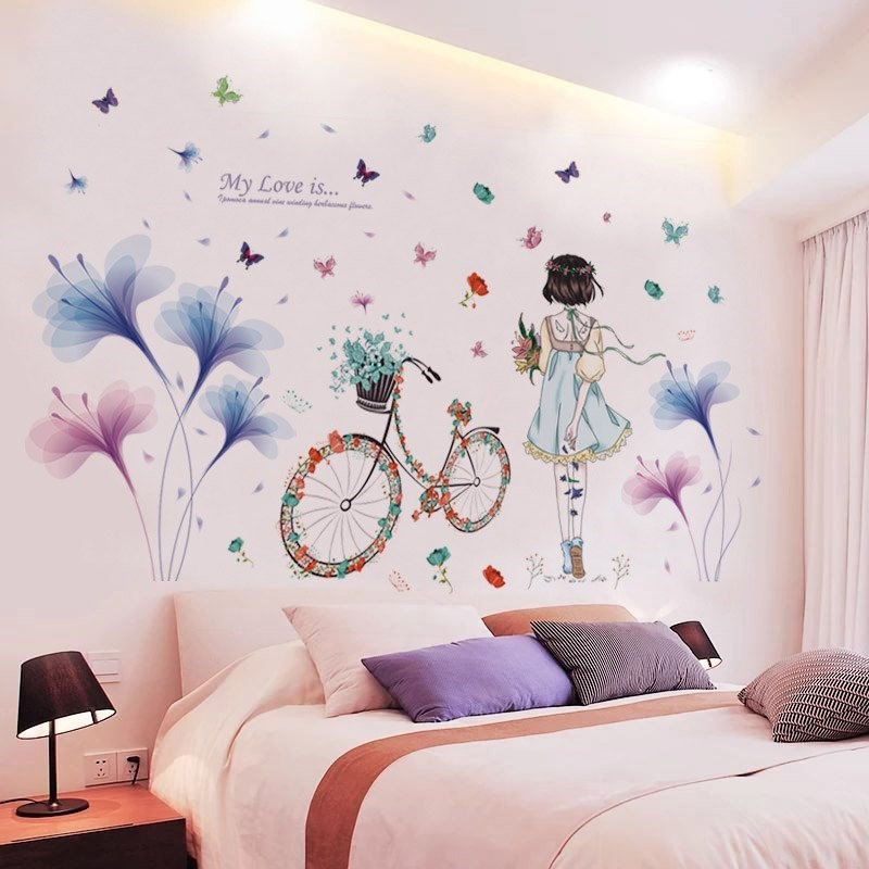 Decal dán tường hoa xanh tím và cô gái