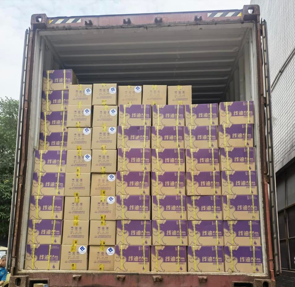 Dầu Chỉ Máy May Công Nghiệp.
