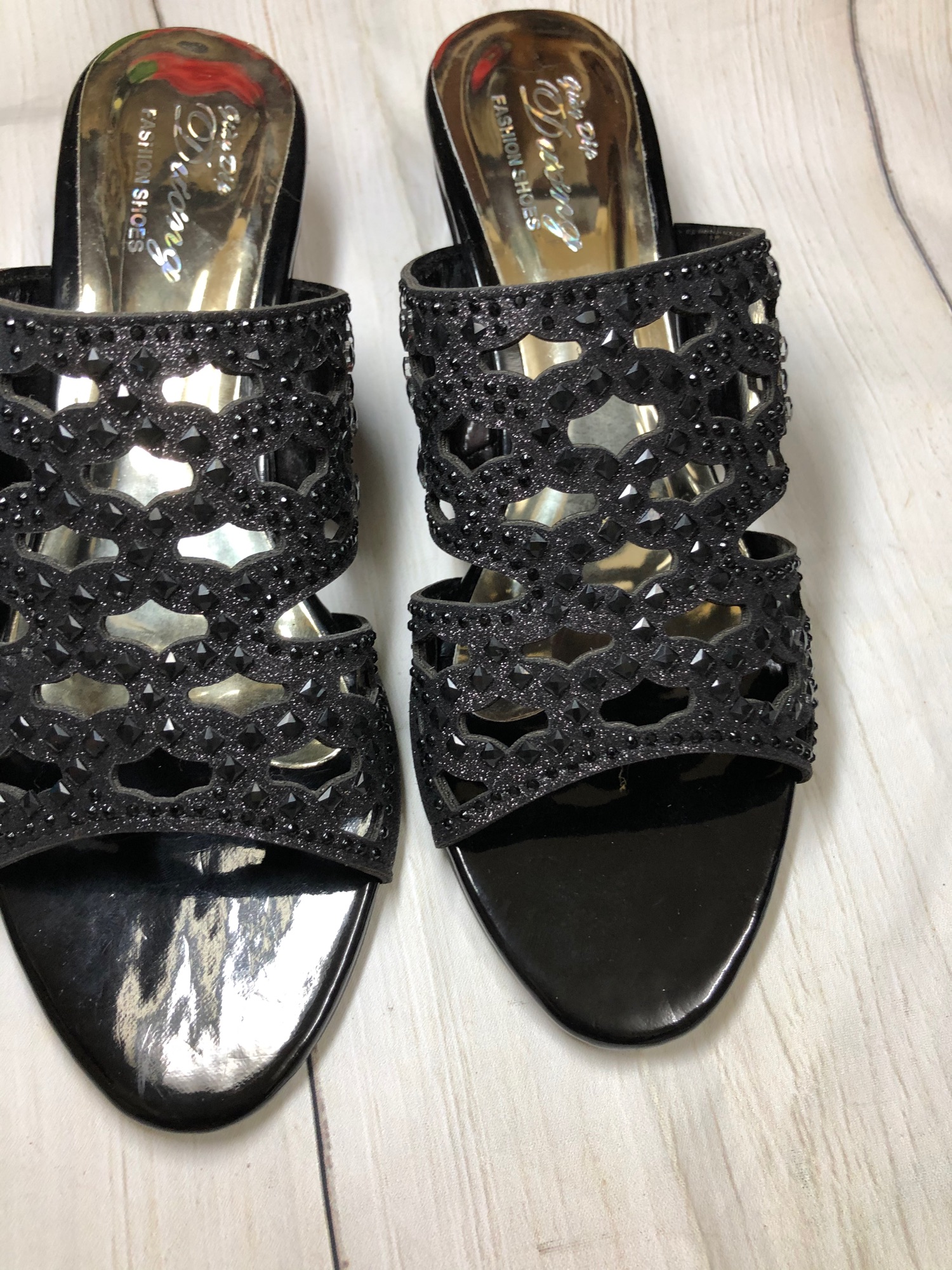 Guốc số lớn big size 38-43 sang trong