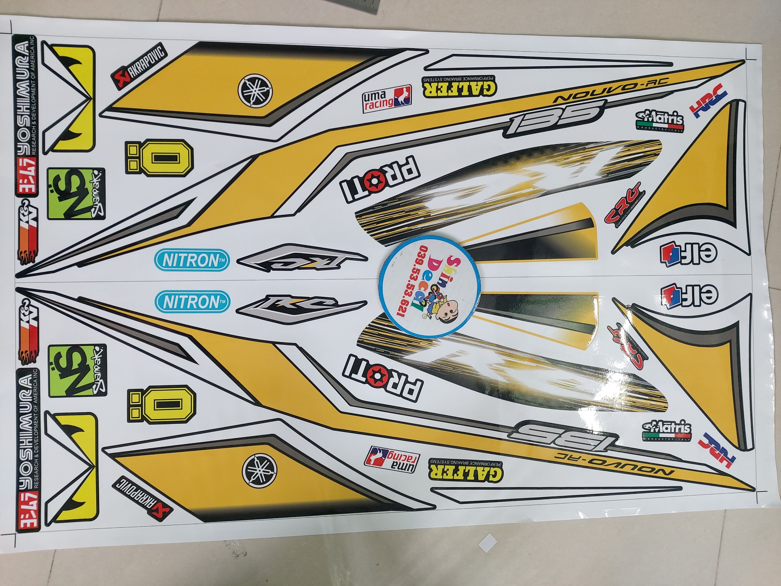 Tem xe nouvo 4 RC 135 vàng đen