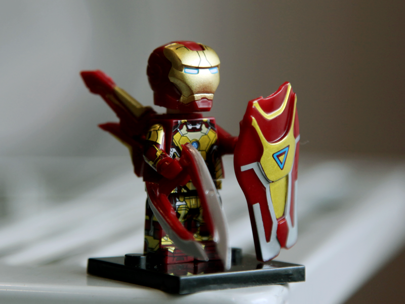 Mô hình iron man full amor đỏ