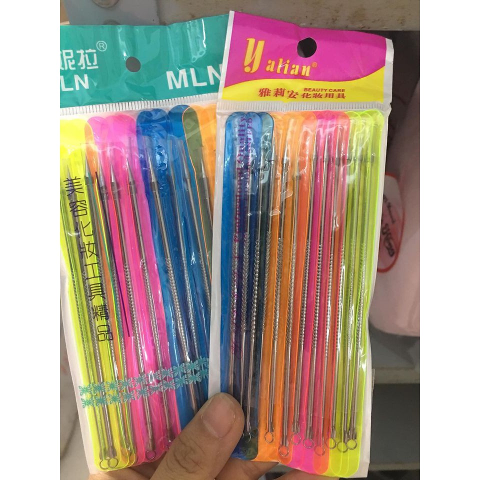 vỉ 12 cây nặn mụn - gói 12 que nặn mụn