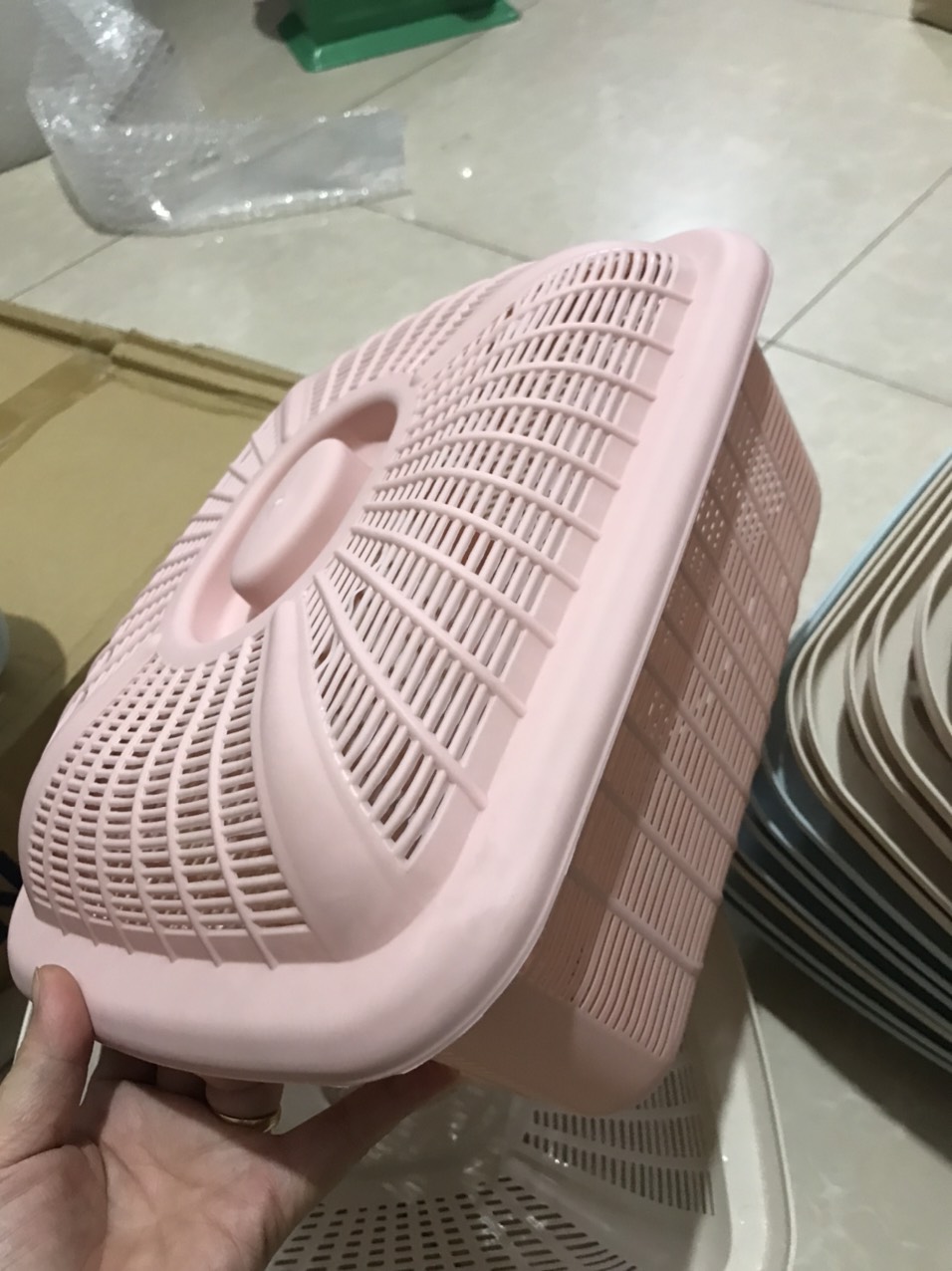 Rổ nhựa đựng đồ vuông có nắp đậy đựng đồ, đựng rau củ,trái cây an toàn-VIỆT NHẬT 3270 , rổ nhựa vuông , rổ nhựa Việt Nhật 3270 dieulinhshop