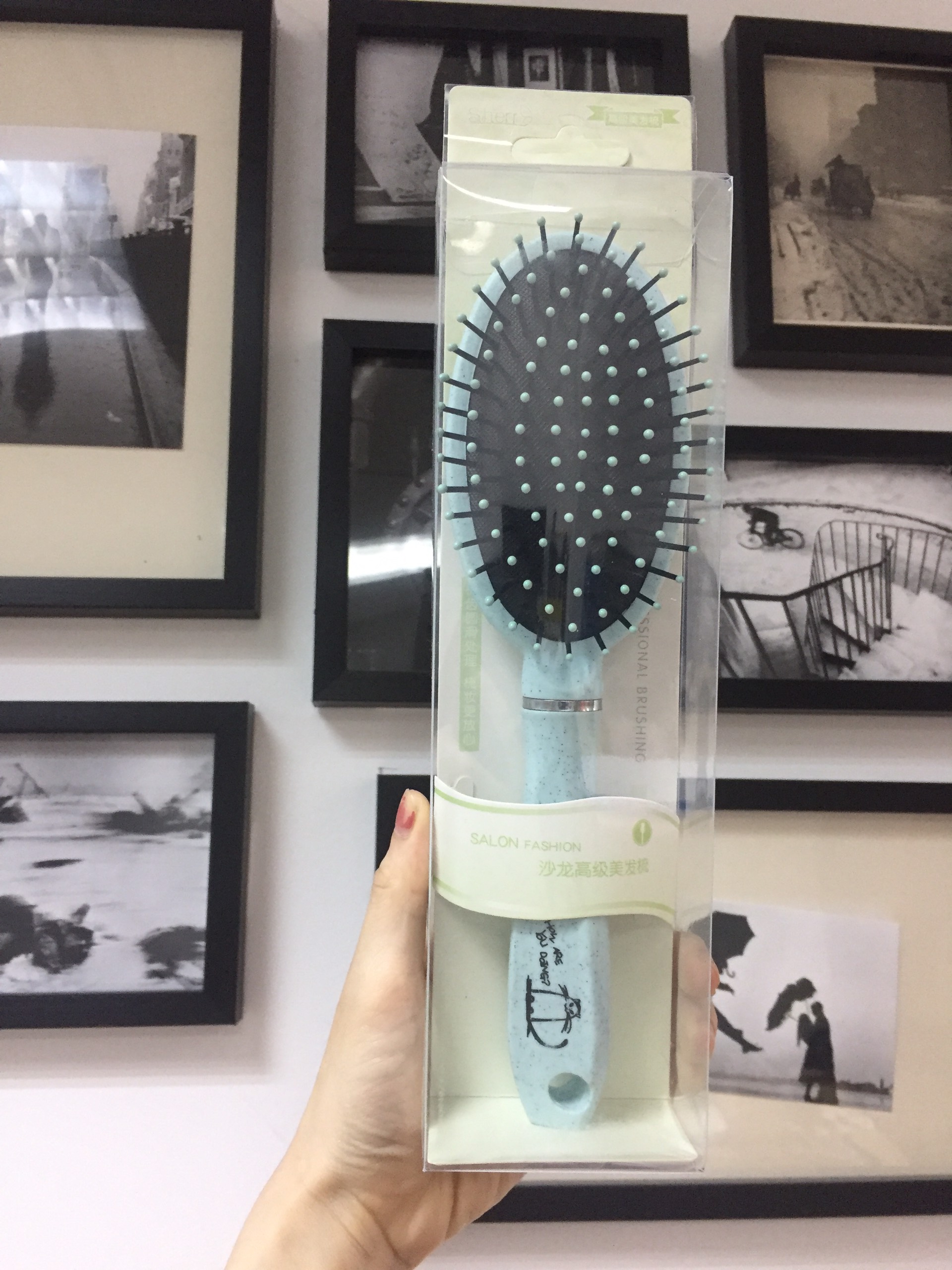 Lược Oval tạo kiểu tóc