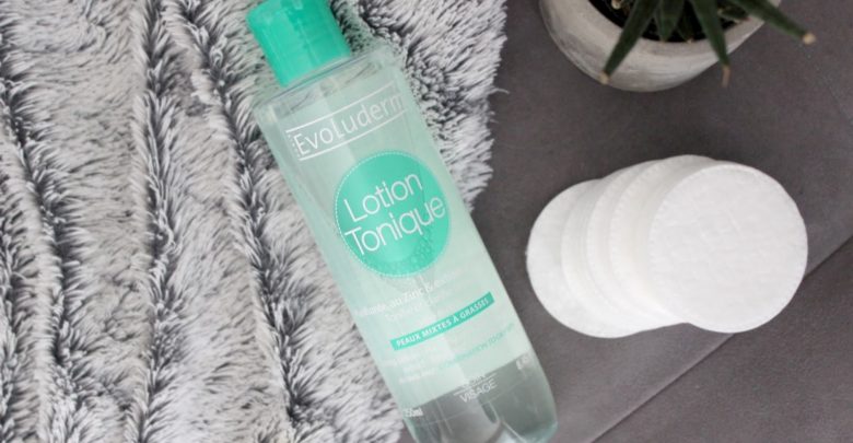 Nước Hoa Hồng Evoluderm Trà Xanh 250ml