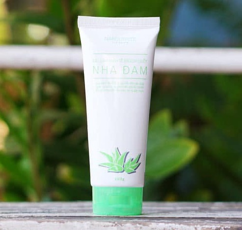 Gel làm sạch tẩy tế bào chết nha đam 100g