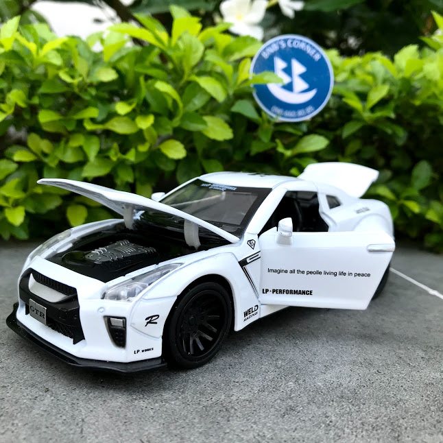 [BNB's Corner] Xe mô hình 1:32 Nissan GTR hãng Mini Auto - Full box