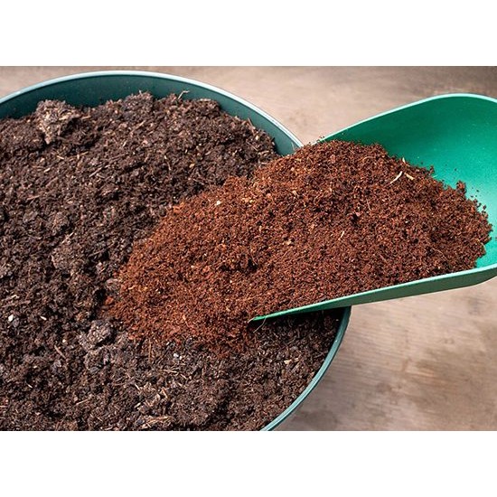 Phân bón Gà 2kg tốt cho cây