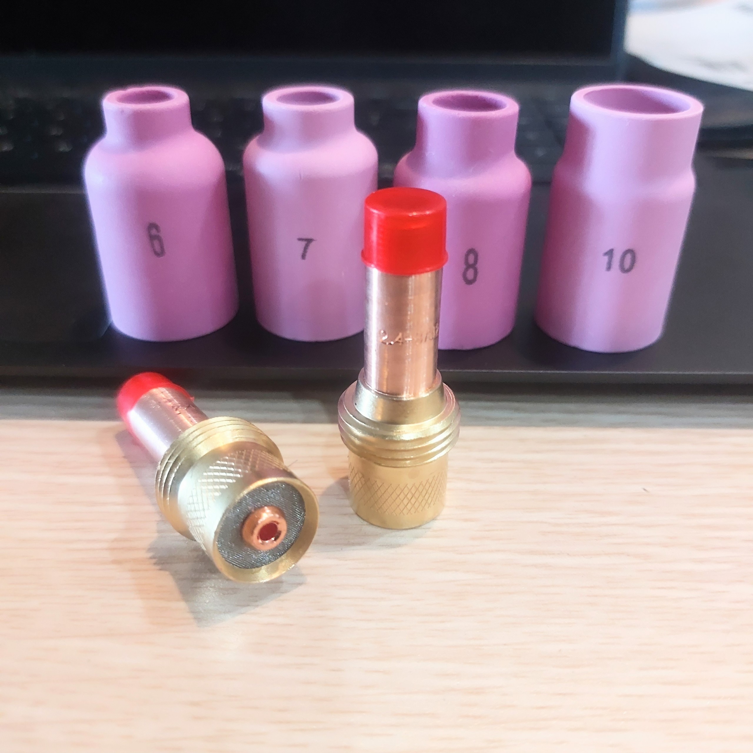 Thoát khí có lọc và chụp sứ mỏ hàn tig WP (45V26 + 54N)