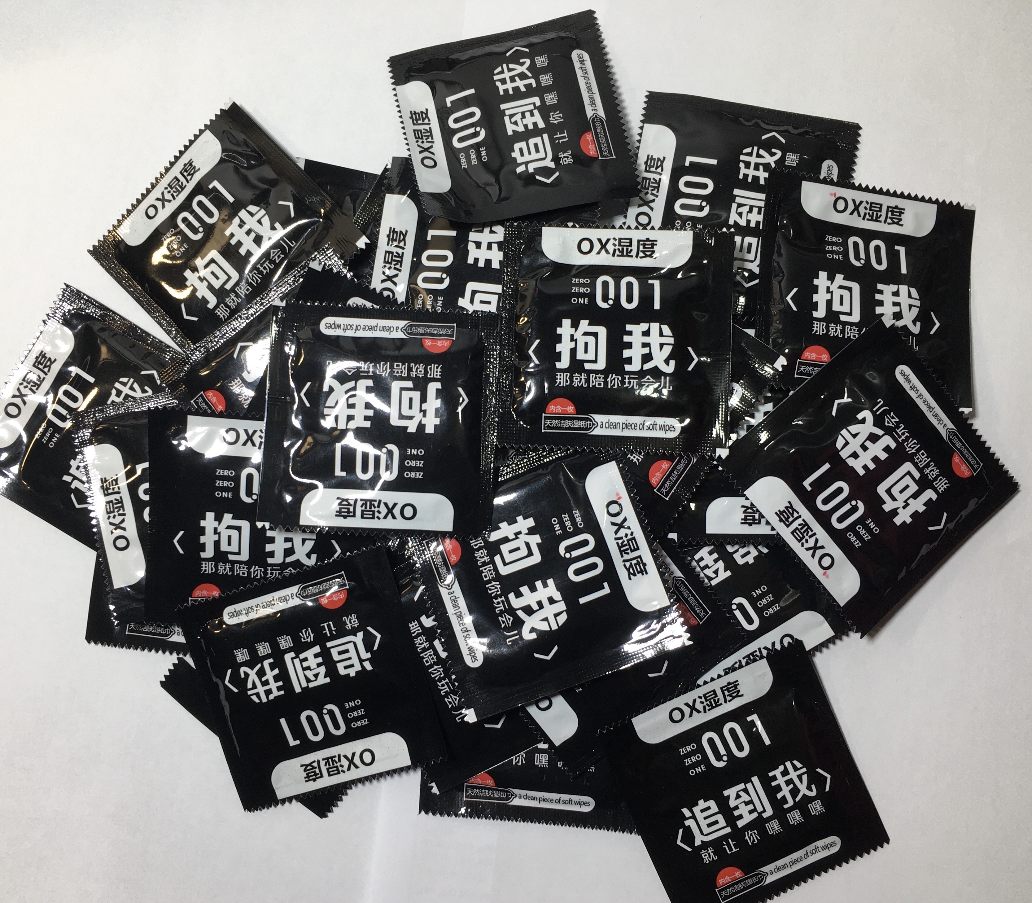 Khăn giấy ướt gói vuông mini ( COMBO 10 GÓI )