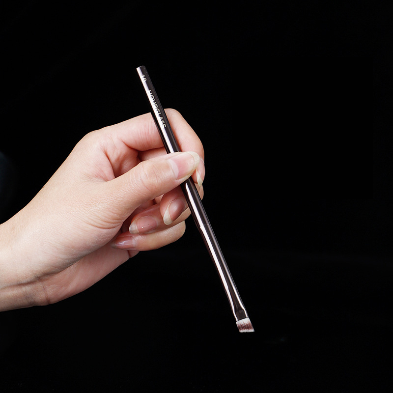 [HCM]Cọ Trang Điểm ANGLED LINER BRUSH Hourglass No 10