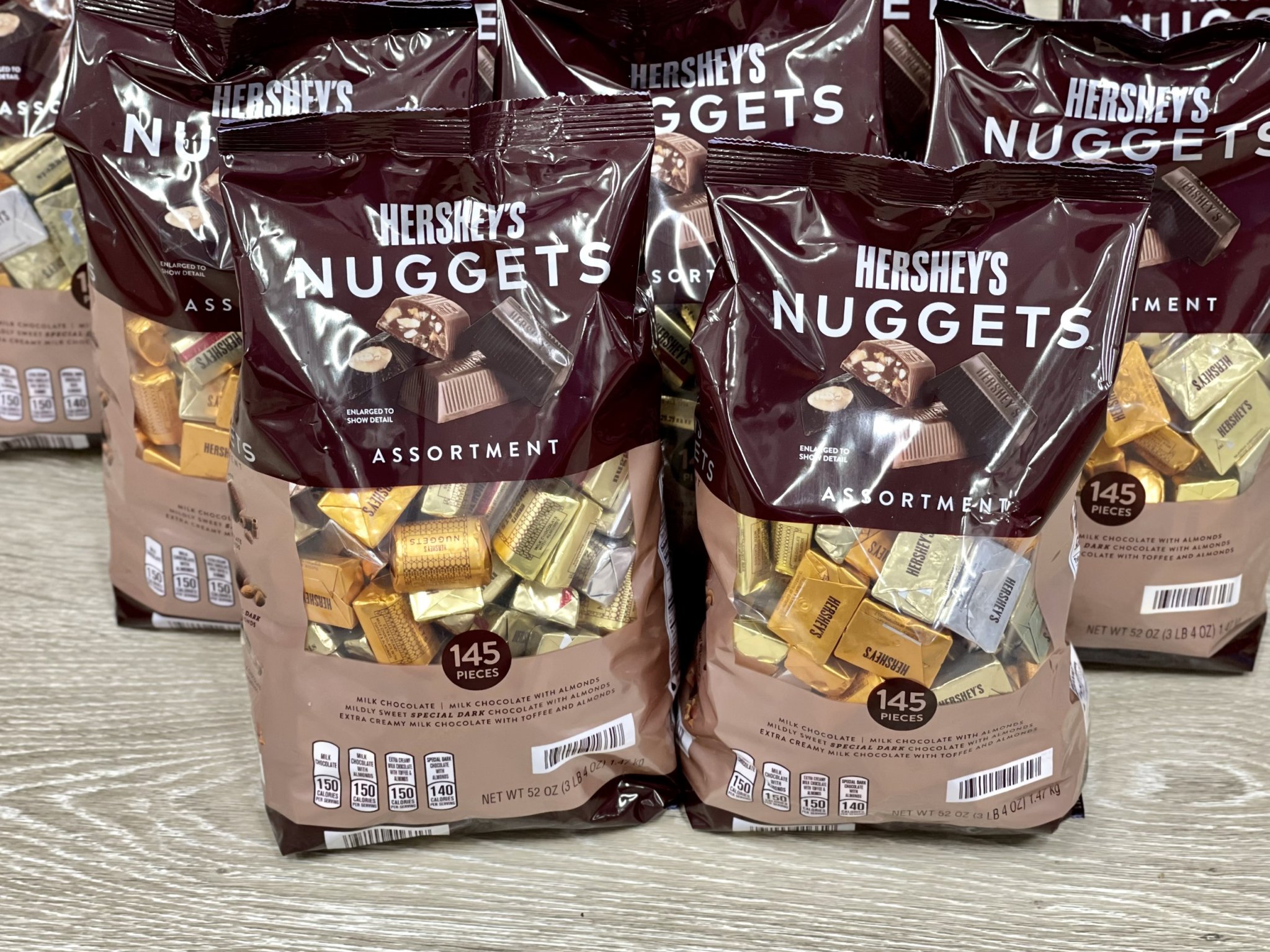 Kẹo socola Hershey s Nuggets hershey nugget chocolate 1.47Kg của Mỹ