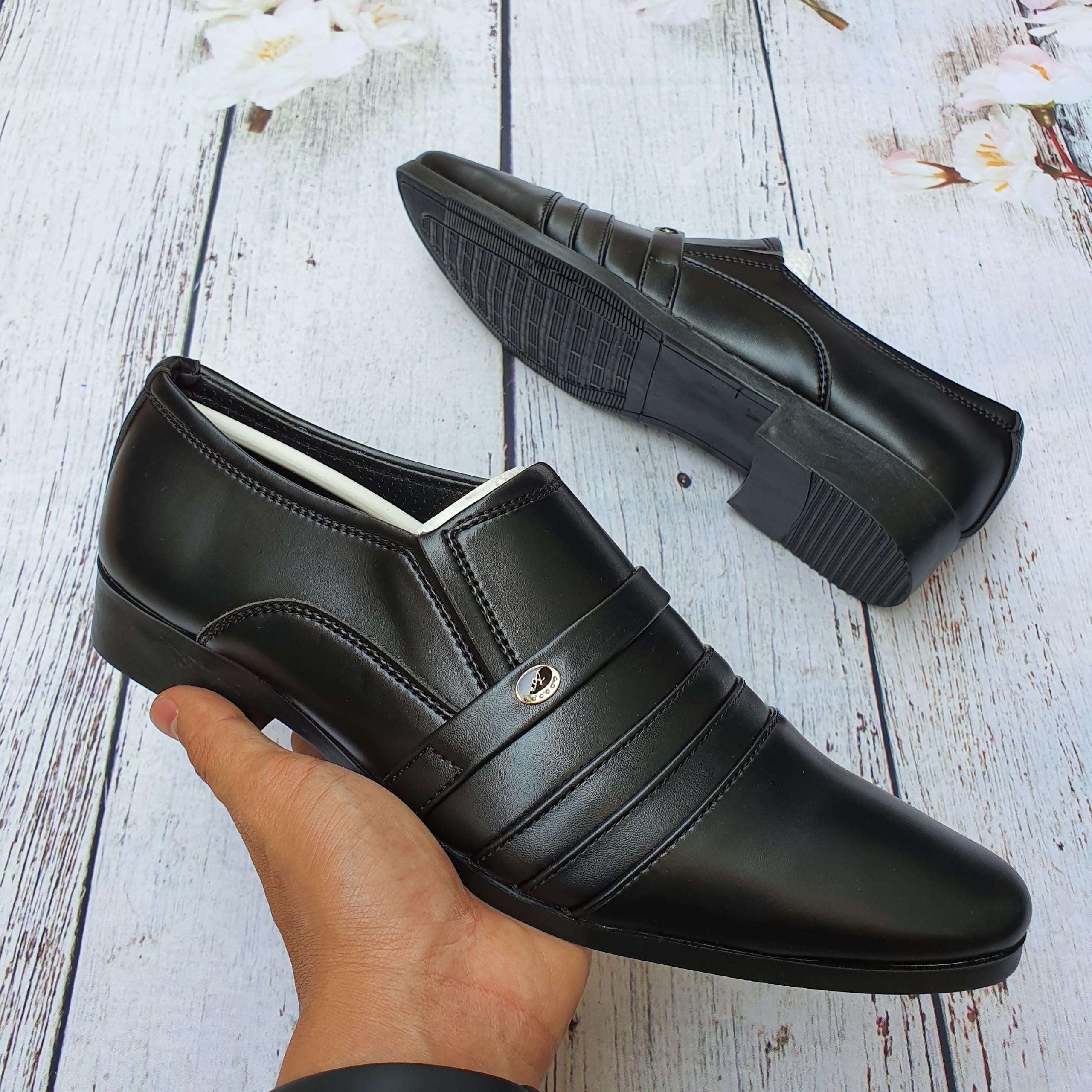 GIÀY TÂY NAM LỊCH LÃM