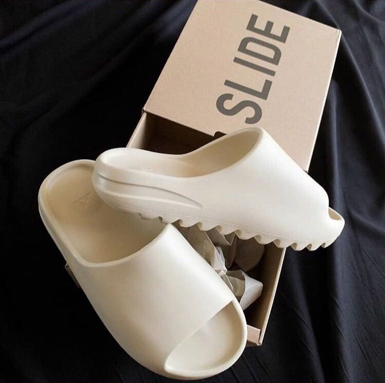 Dép Yeezy Slide Bone màu trắng ( Full box)