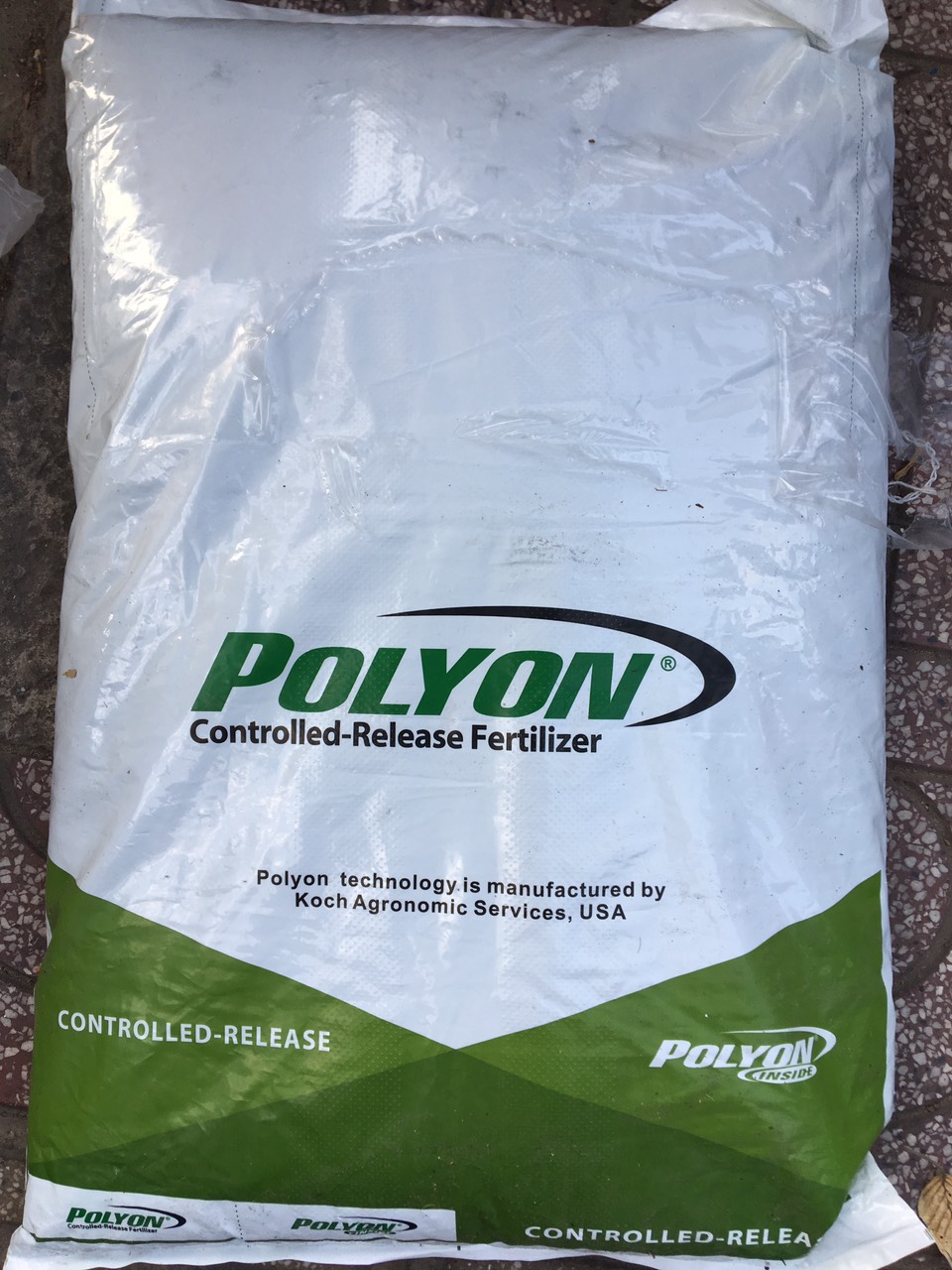 Phân tan chậm mỹ polyon hạt xanh 16-6-12 túi 100gr