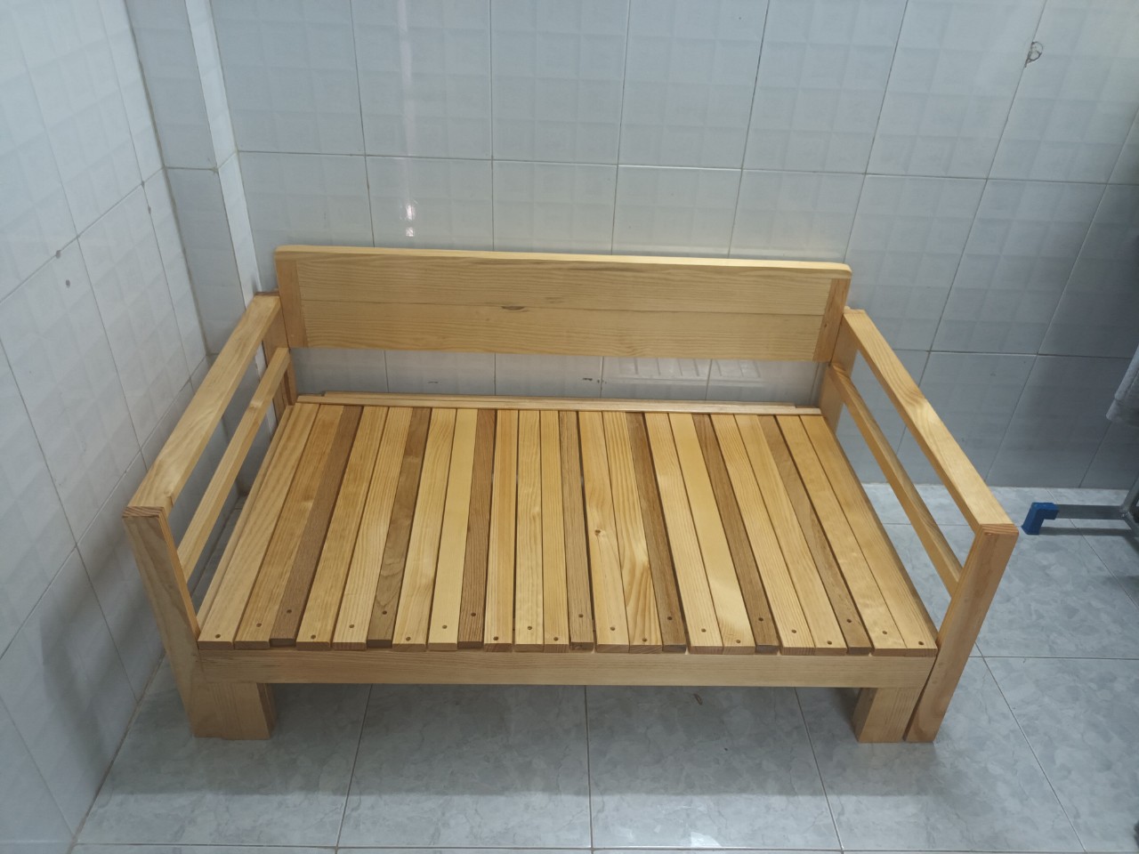 GHÊ SOFA GIƯỜNG GỖ TỰ NHIÊN 1MX2M