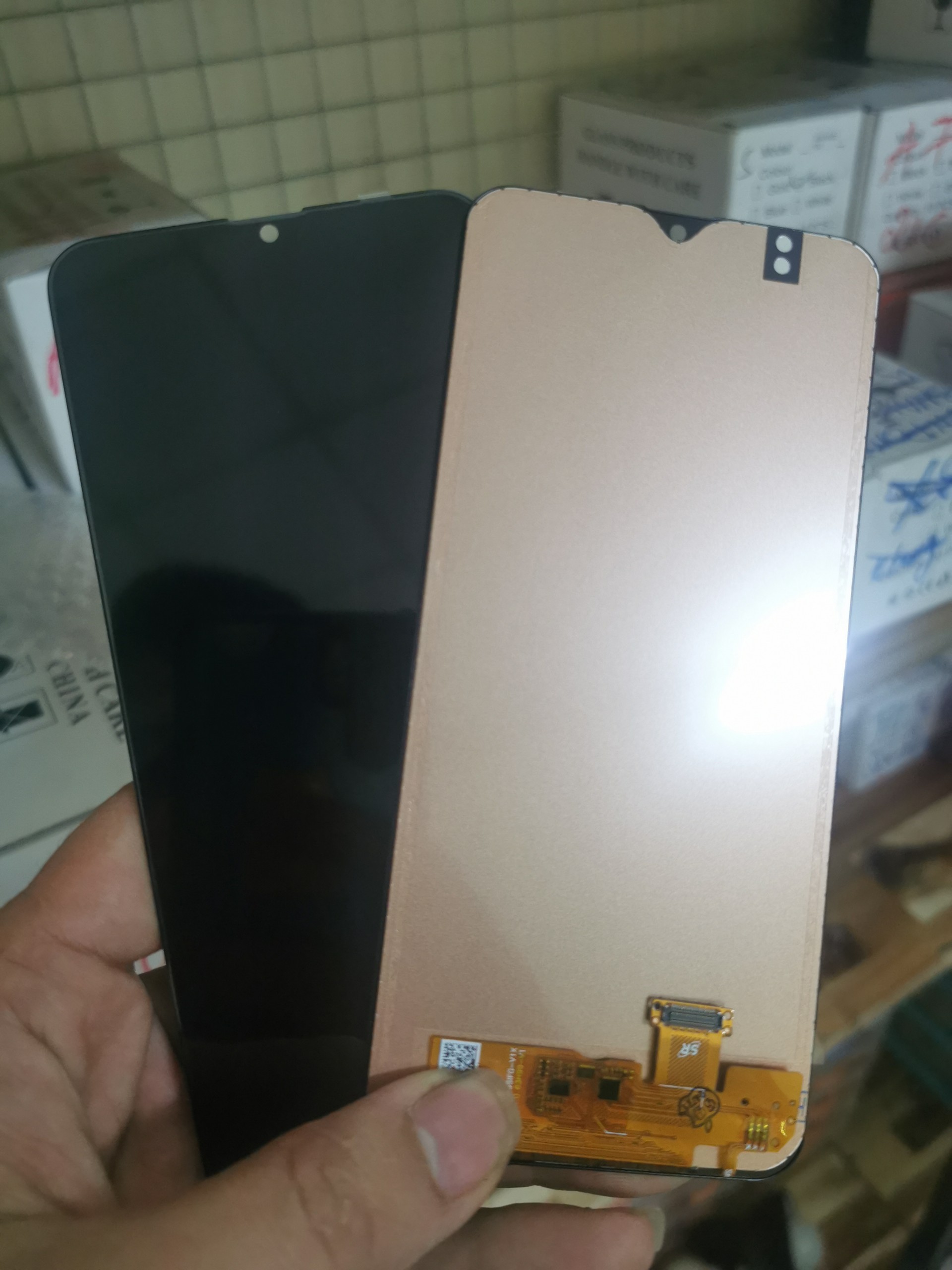 [HCM]BỘ MÀN HÌNH SAMSUNG A20 SR 2IC ( LOẠI 2 )