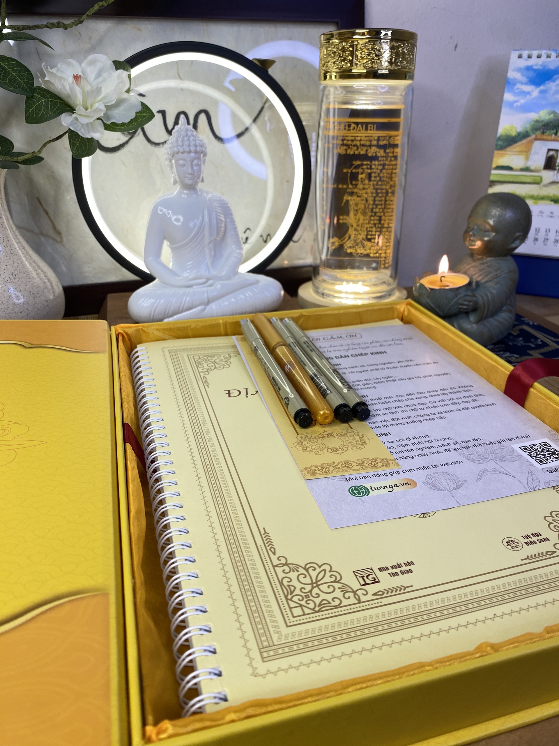 Combo 8 Cuốn Sổ Tay Chép Kinh In Mờ - Tuệ Nga