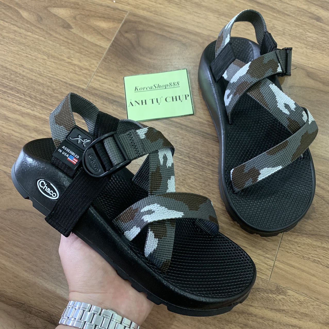 Dép Sandal Nam Chaco D181