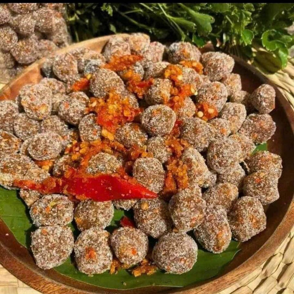 hộp 500gr kẹo me cay Đà Lạt