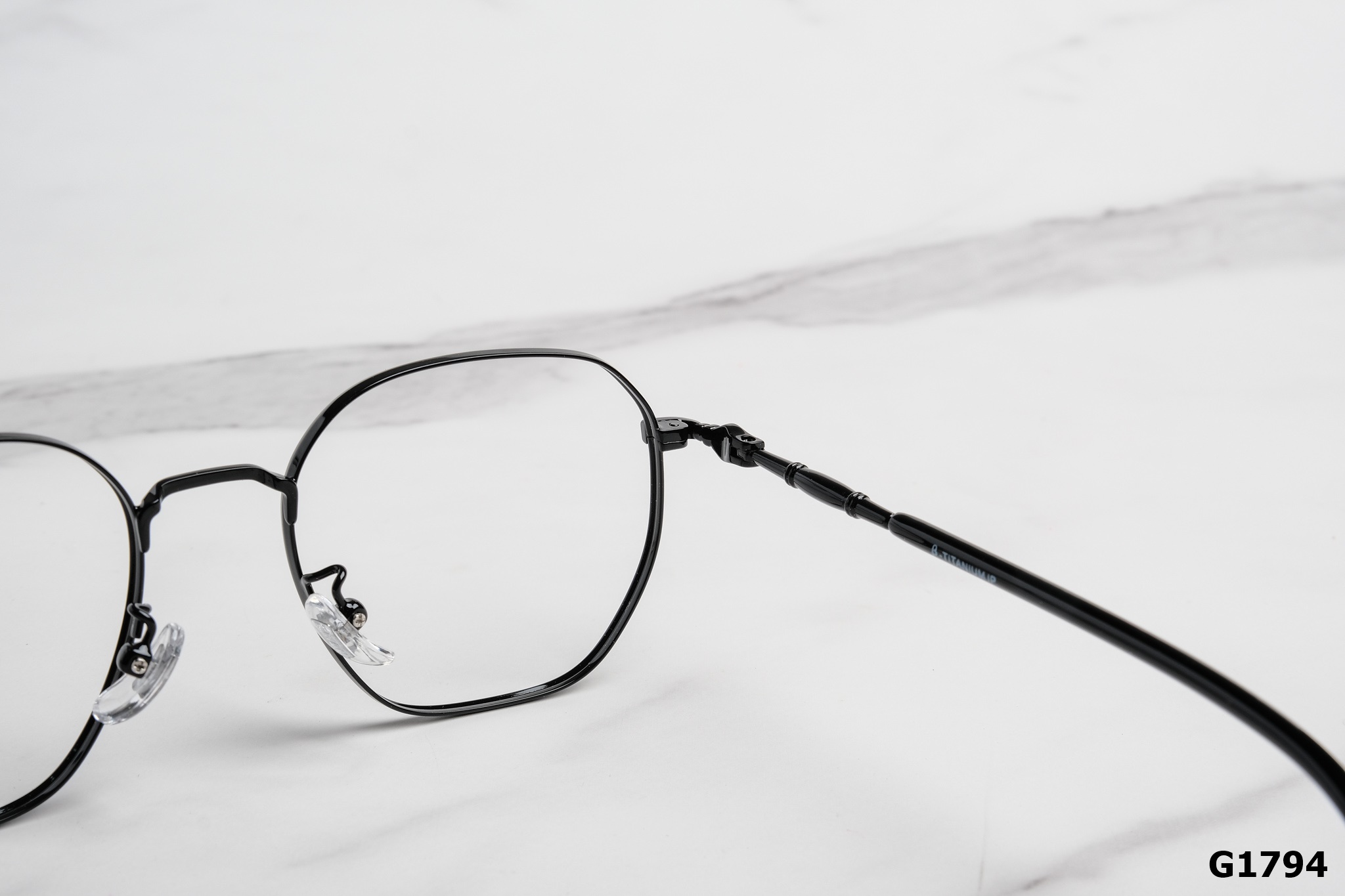 Gọng Kính Cận B-Titanium Shady Unisex G1794 (Nhiều Màu)