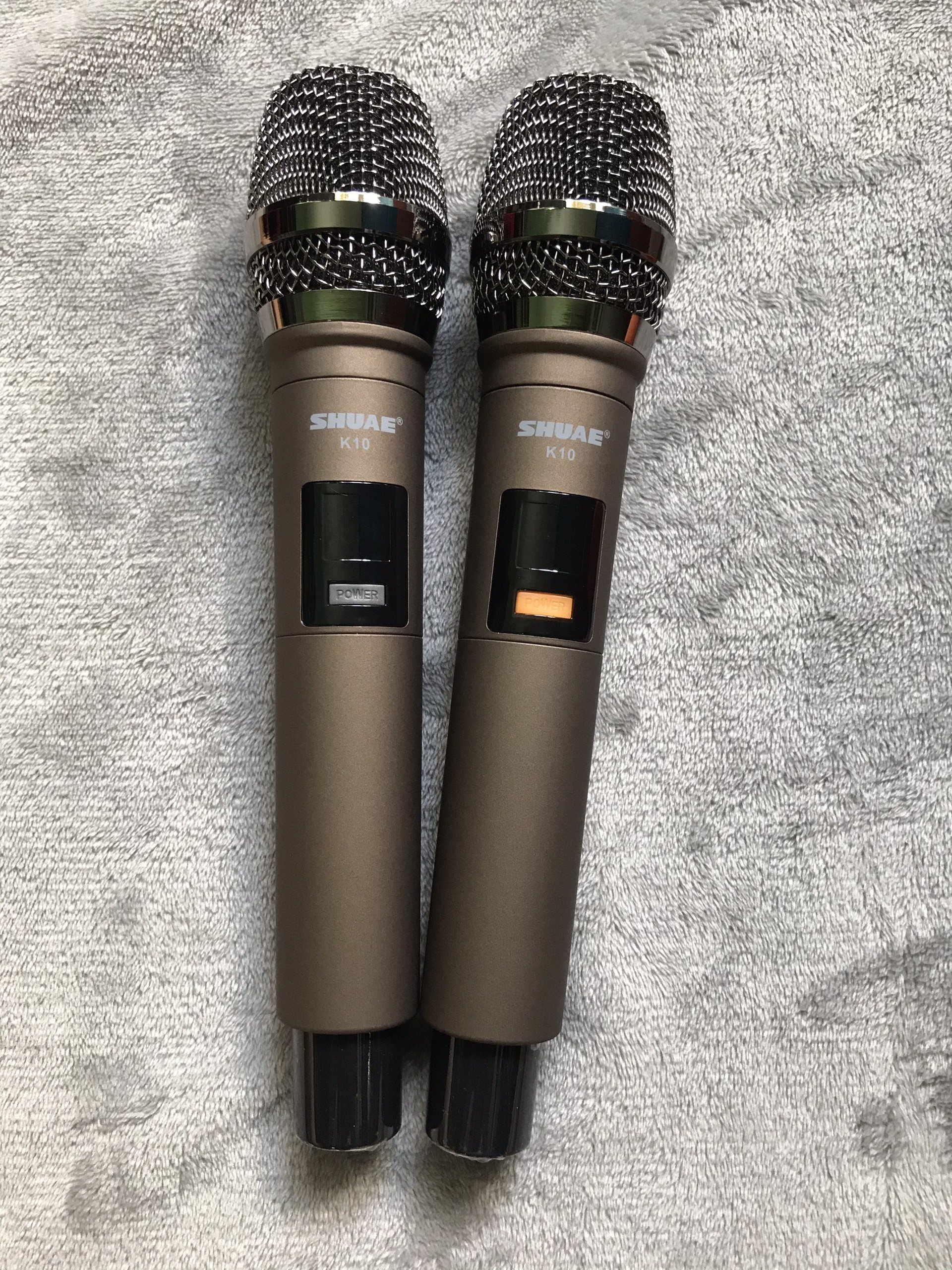 [XẢ KHO] Micro Không Dây Karaoke, Micro Hát Karaoke Đôi Chuyên Dành Cho Mọi Loa Kéo, Âm Ly,Trọn Bộ 2 Micro Không Dây Cao Cấp SHUAE K10 Micro Karaoke Bluetooth Không Dây,Micro Karaoke Gia Đình Âm Vang - Ấm,Pin Khủng,Sale Chạm Đáy