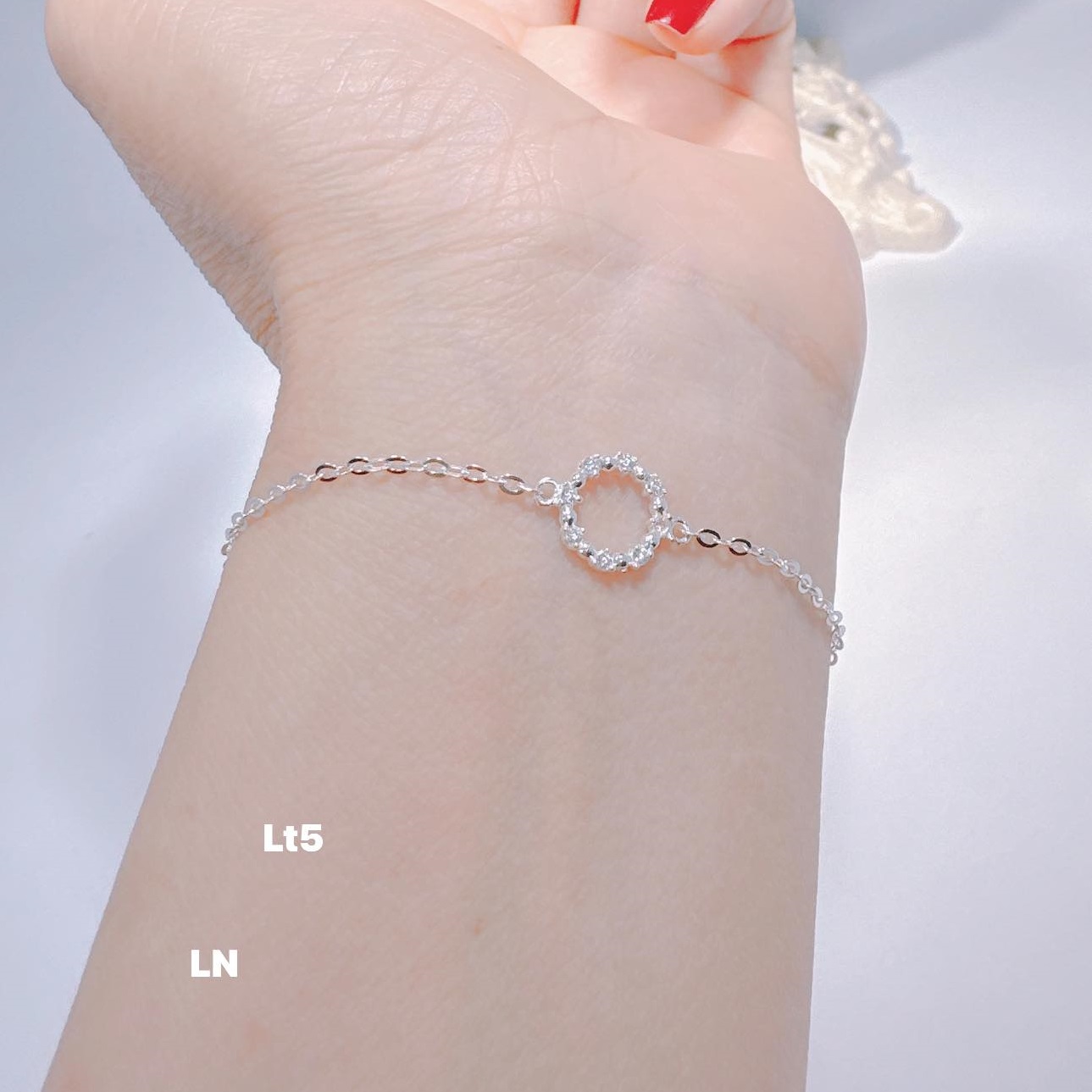 Lắc tay nữ thời trang chất liệu bằng bạc MS70