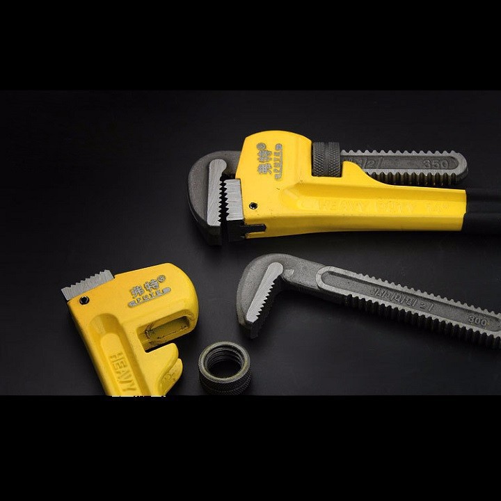 Kìm nước 18    độ mở 450mm.