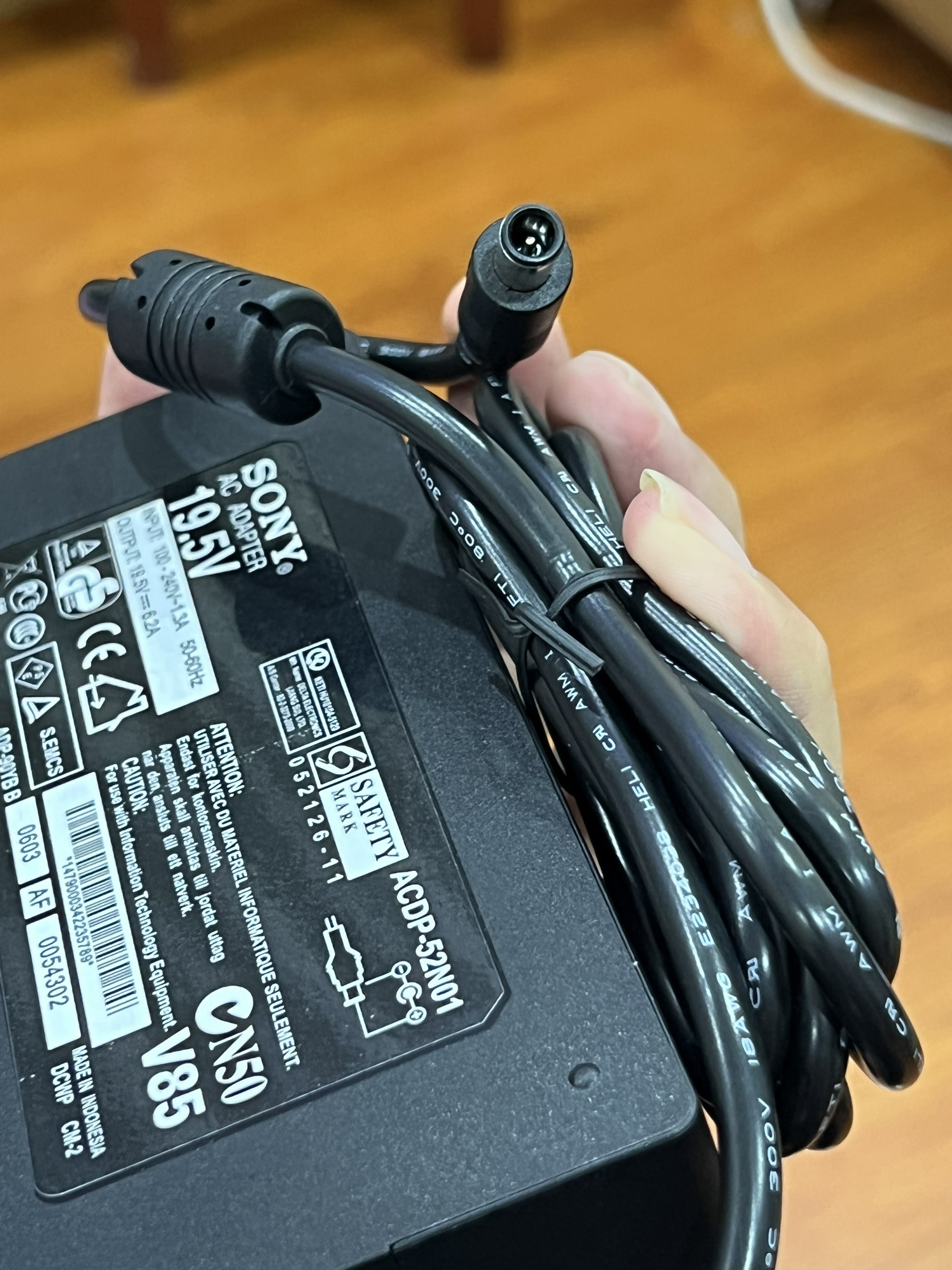 ADAPTER TIVI SONY 19,5V – 6.2A